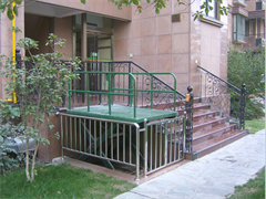 <b>剪叉式垂直無障礙升降機</b>