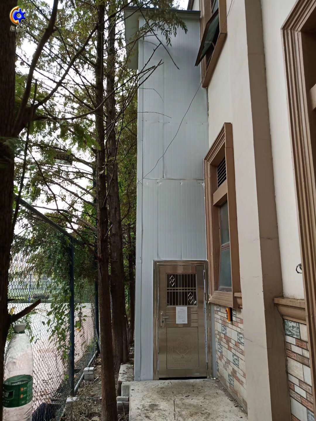 垂直無障礙升降平臺