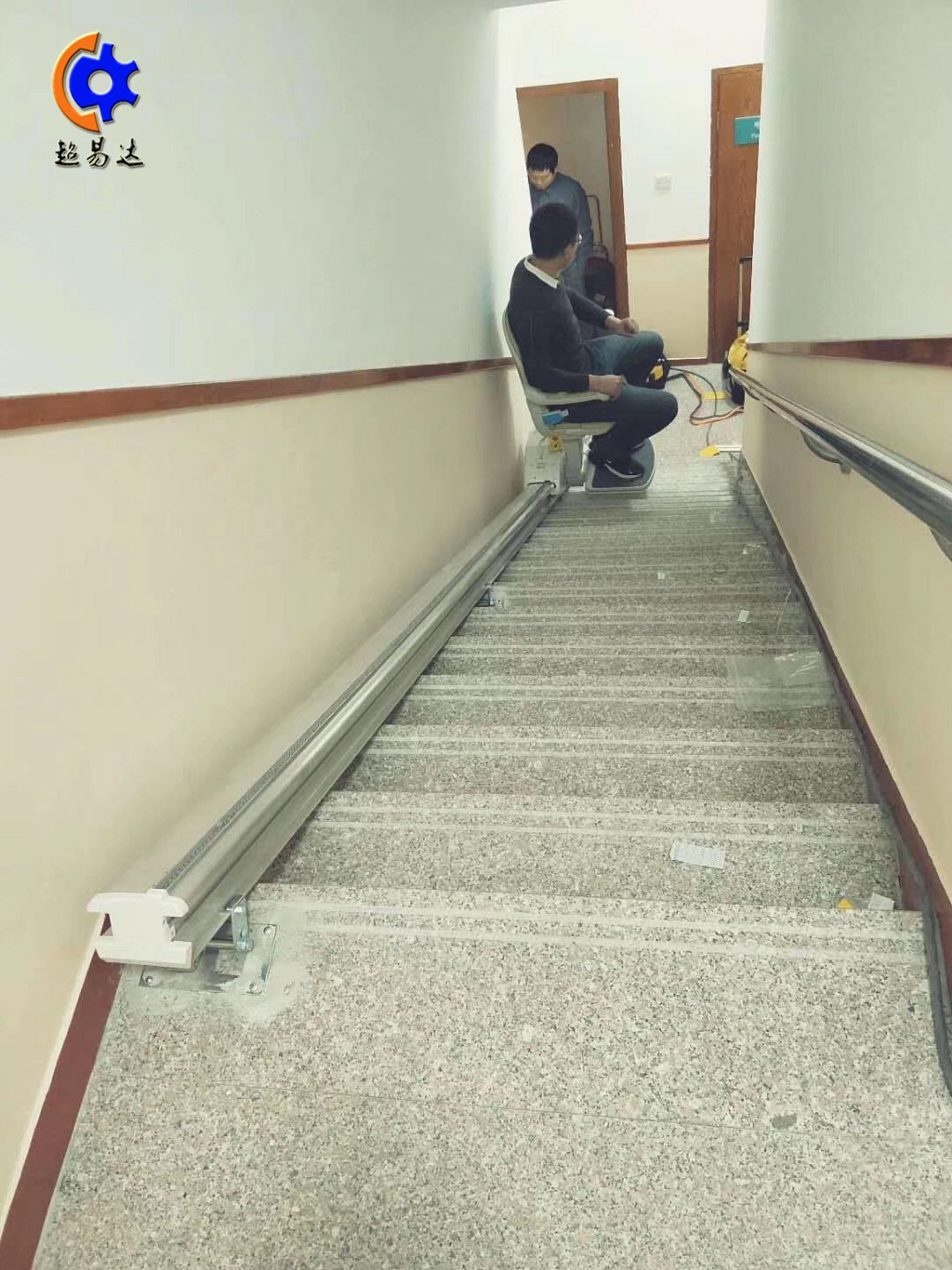 斜掛式座椅升降機(jī)/ 斜掛式座椅升降機(jī)